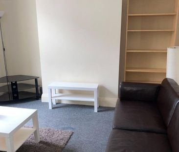 4 bedroom terraced house to rent - Photo 5