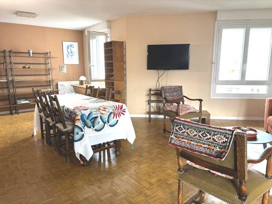 Location Appartement 4 pièces 111m² LYON 4ème - Photo 1