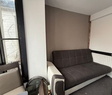 2 Bed Flat, High Road, IG1 - Photo 1