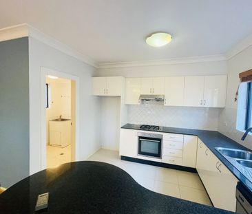 Charming Full Brick Townhouse With N/E Aspect - Photo 6