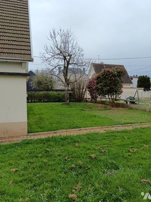 Une maison d'habitation élevée sur terre-plein, située au HAVRE, 43 rue des Martyrs, pavillon n°9. - Photo 1