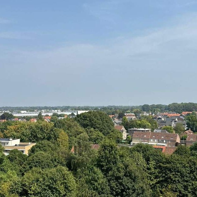 Appartement te huur in Sint-Niklaas voor € 890 met 2 slaapkamers - Photo 1