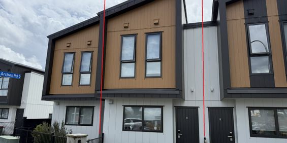 A Townhouse for Christmas!! - Photo 3