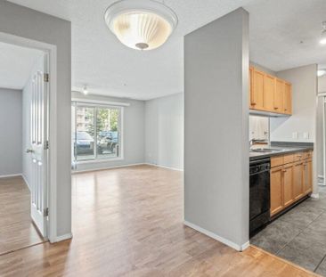 Edmonton Unfurnished Condo Rental in Exu Claires - Bright and Open ... - Photo 4