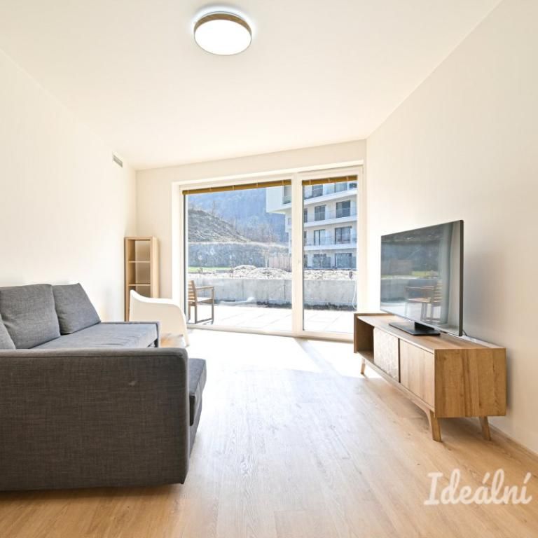 Pronájem bytu 2+kk 57 m2 - Photo 1