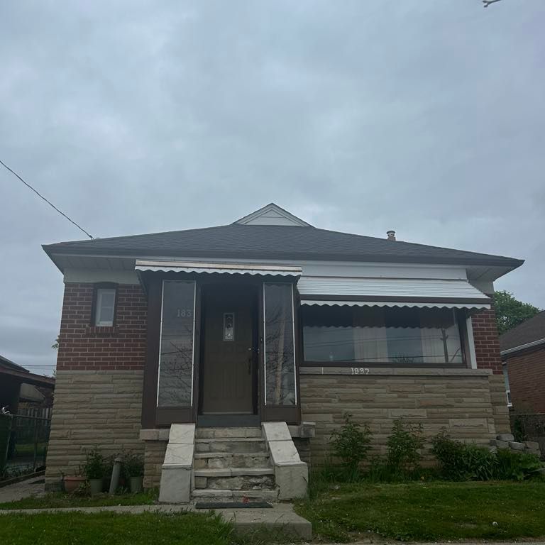 For Lease - 1837 Victoria Park Avenue Unit# Main, Toronto, Ontario - Photo 1