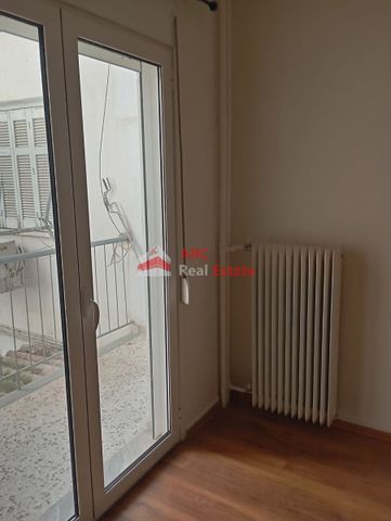 Studio/Γκαρσονιέρα για ενοικίαση Πολυτεχνιούπολη (Ζωγράφου) - Φωτογραφία 4