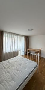Room in a Shared Flat, London, SE25 - Photo 3