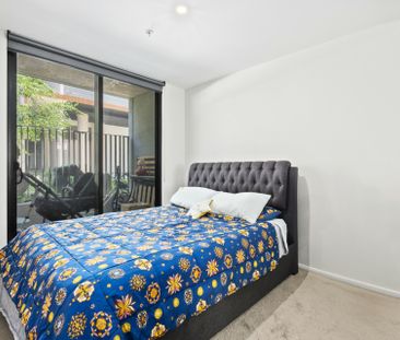 Stylish Apartment - Photo 5