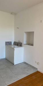 Location appartement rénové 2 pièces 33.22 m² à Die (26150) 4 - Photo 3