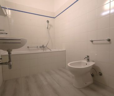 Luminoso 3.5 locali a Chiasso RISTRUTTURATO zona tranquilla - Foto 1