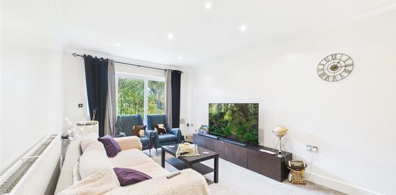 London Road, Bracknell London Road, Bracknell - Photo 2