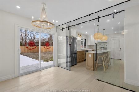 For Lease - 3549 OUELLETTE, Windsor, Ontario - Photo 3