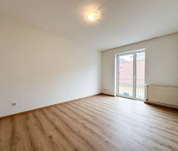 Moderne 2,5-Zimmer-Wohnung (WG-tauglich) mit französischem Balkon n... - Foto 3