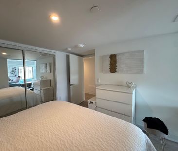 For Lease - 3 Strathgowan Avenue Unit# 310, Toronto, Ontario - Photo 4
