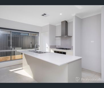27 Bonfire Chase, Eglinton, WA 6034 - Photo 4