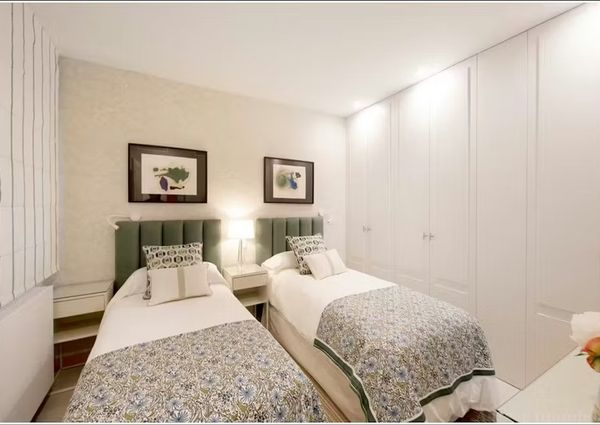 Paseo de Reding, Málaga, Andalusia 29016