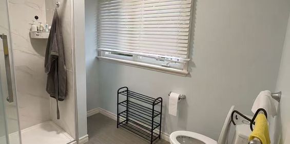 For Lease - 3361 Sanderling Crescent Unit# Ensuite Bedroom, Mississauga, Ontario - Photo 3