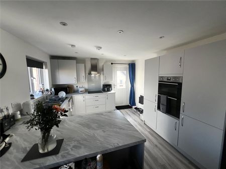 Carder Way, South Molton, Devon, EX36 - Photo 3