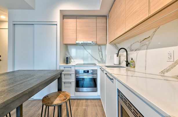 For Lease - 1050 Eastern Avenue Unit# 1102, Toronto, Ontario - Photo 1