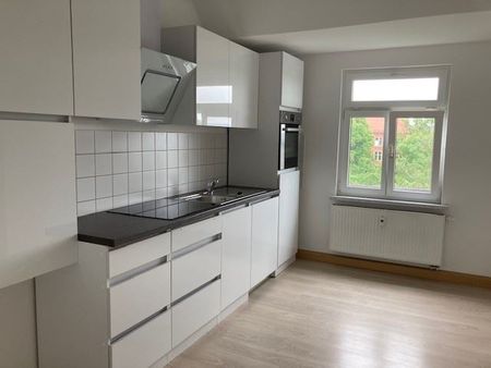 ** Dachgeschosswohnung mit moderner Einbauküch ** - Photo 4