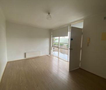 11/95-97 Summerhill Road, Footscray, Vic 3011 - Photo 5