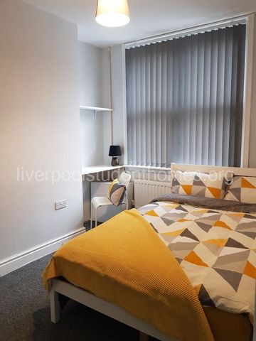 Renfrew Street, Liverpool - Photo 3