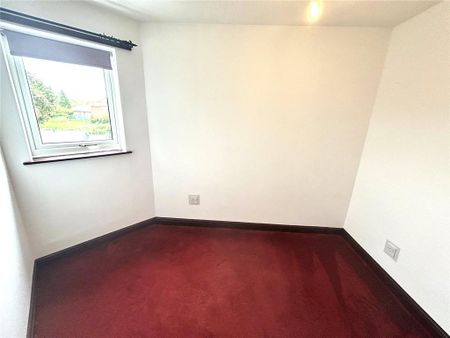 4 bedroom terraced house to rent - Photo 5