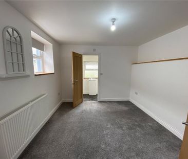 3 bedroom terraced house to rent - Photo 6