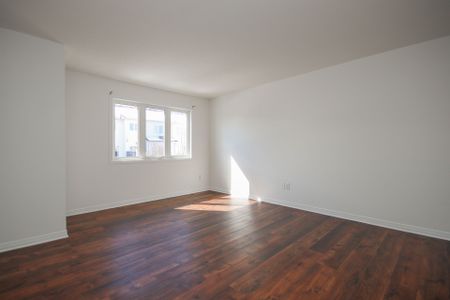 For Lease - 328 STATEWOOD Drive, Kanata, Ontario - Photo 4