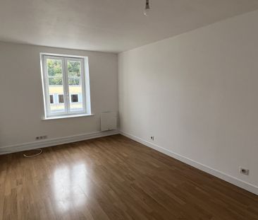 Location Appartement 2 pièces 40m² REMIREMONT 88200 - Photo 4