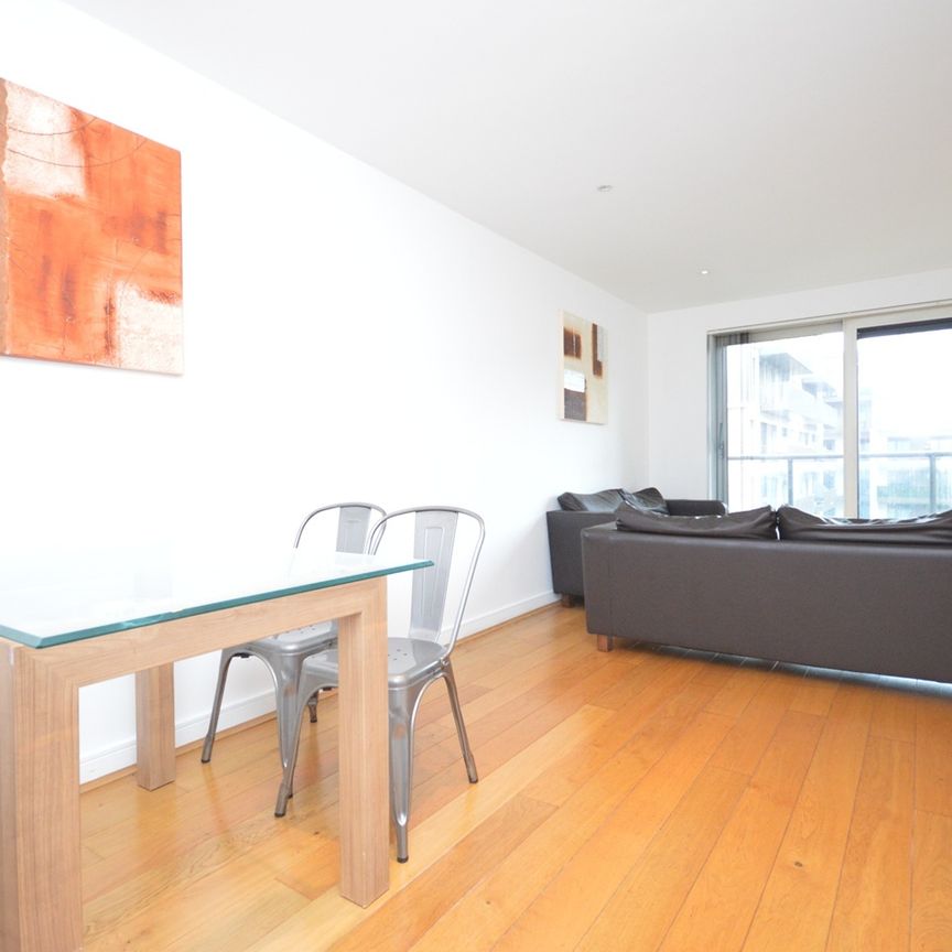 2 Bed Flat, Westgate Apartments, E16 - Photo 1