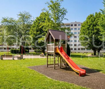 Spacious and bright 3.5 room apartment with balcony - Foto 3