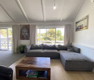 Family Favourite - Photo 6