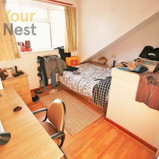 4 bedroom terraced house to rent - Photo 1