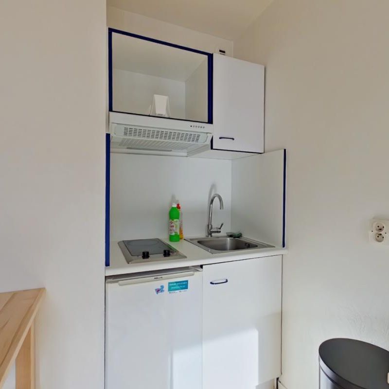 Location Appartement 1 pièce 21m² POITIERS 86000 - Photo 1
