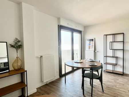 Location Appartement 1 pièce 28m² BUSSY ST GEORGES 77600 - Photo 3