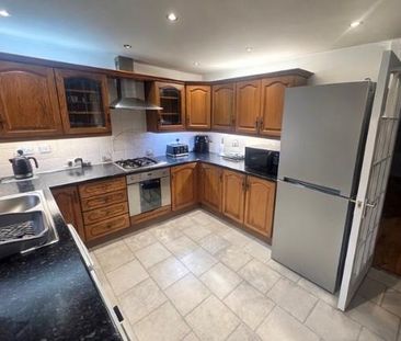 4 bedroom property to rent - Photo 6