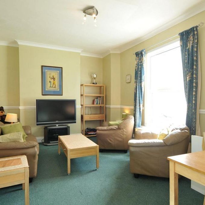 4 bedroom house to rent - Photo 1