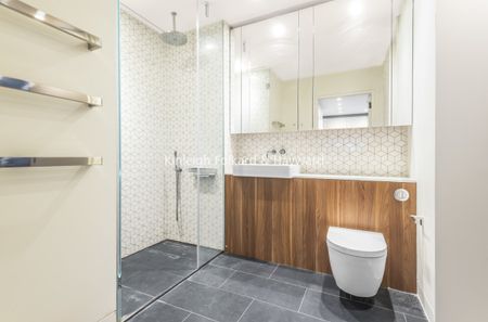 Wood Crescent, London, W12 - Photo 4