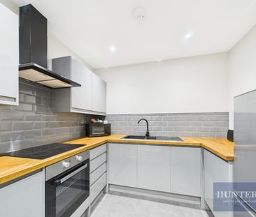 1 bedroom Flat To Let - Photo 3