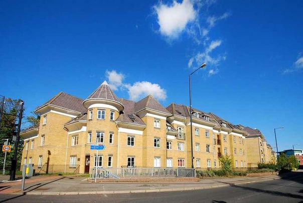 Century Court, Woking, GU21 - Photo 1