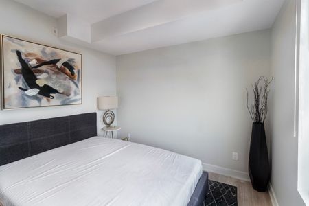 92 Hinton Avenue North - 418 - Photo 2