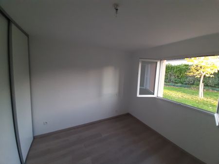 Location Maison 4 pièces 88m² LANTA 31570 - Photo 2