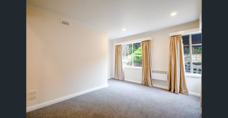 Comfortable Family Home - Photo 4