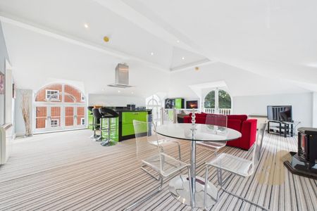 Kelvedon, Colchester - Photo 2