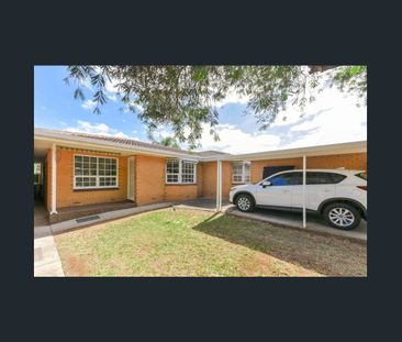 Spacious and Modern Unit in a Prime Location - Photo 4