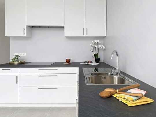 Appartement te huur - Photo 1