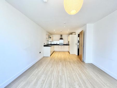 2 bedroom flat to rent - Photo 3