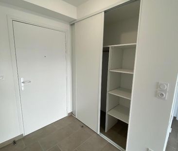 Location Appartement 2 pièces 43m² DECINES CHARPIEU 69150 - Photo 6